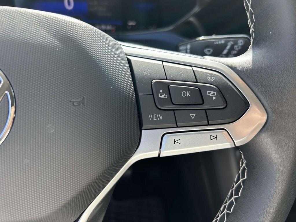 Volkswagen Taos SE FWD 2023