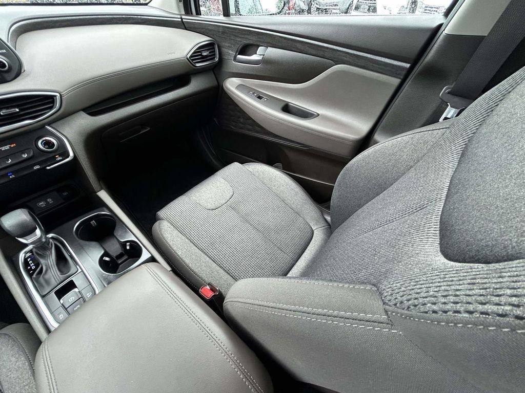 Hyundai Santa Fe SE 2.4L Auto AWD 2019