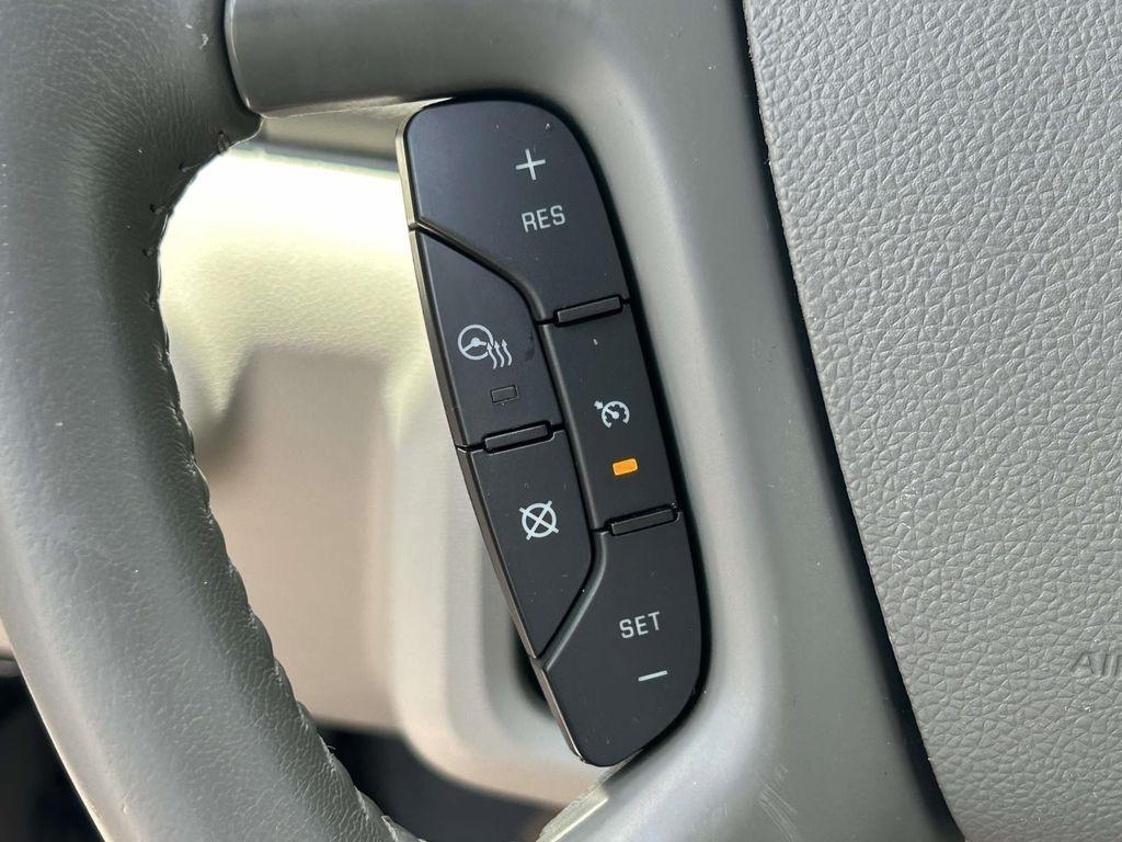 Buick Enclave FWD 4dr Leather 2017