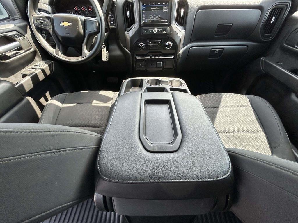 Chevrolet Silverado 1500 4WD Crew Cab 147" Custom 2019