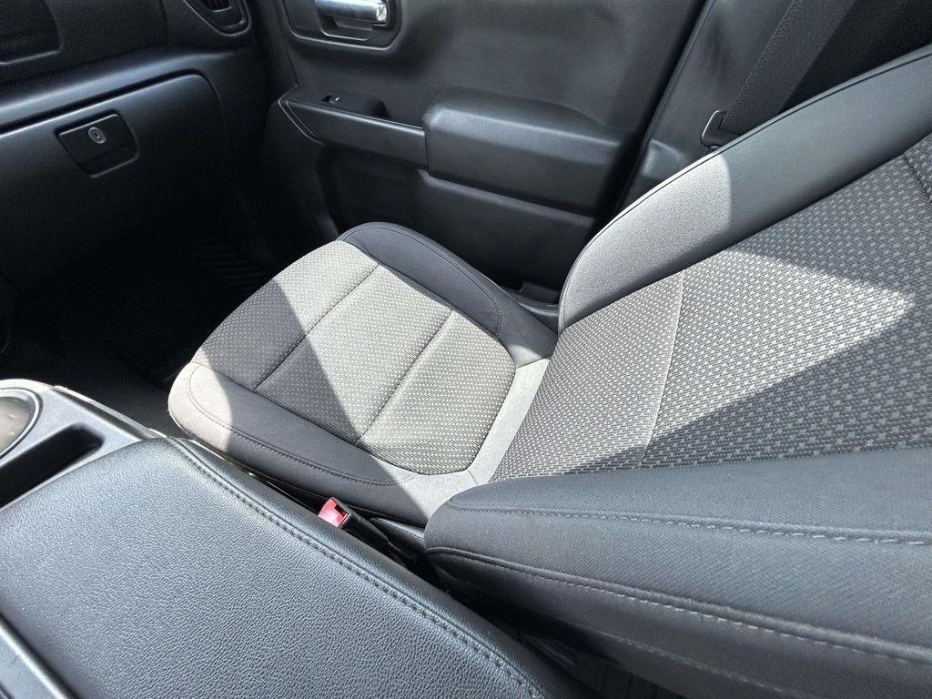 Chevrolet Silverado 1500 4WD Crew Cab 147" Custom 2019
