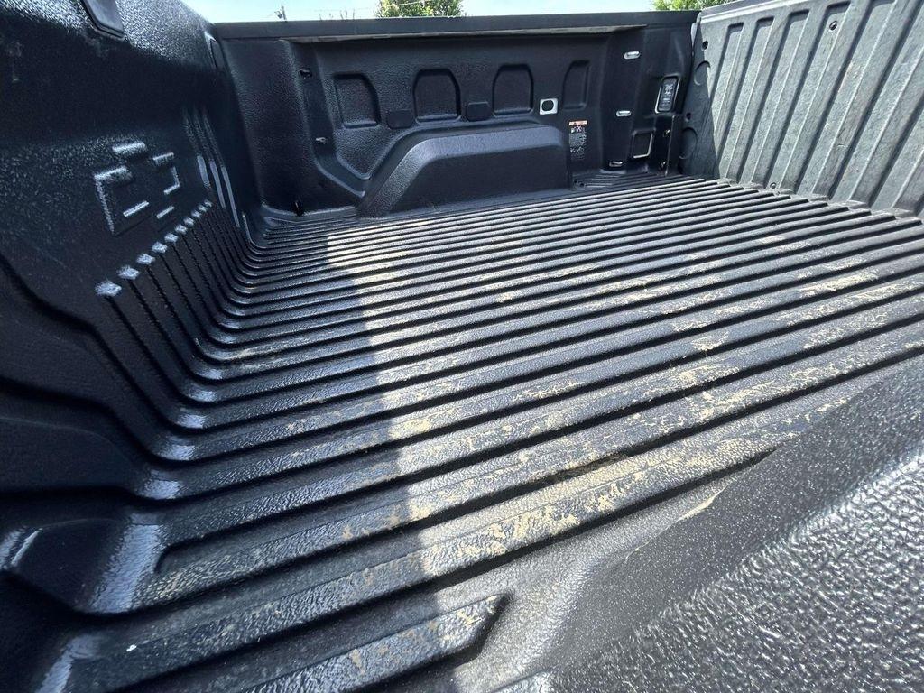 Chevrolet Silverado 1500 4WD Crew Cab 147" Custom 2019