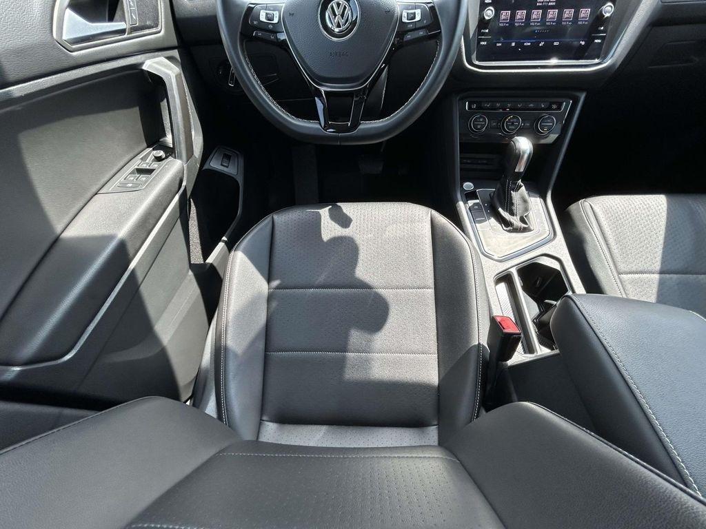 Volkswagen Tiguan 2.0T SE R-Line Black FWD 2021