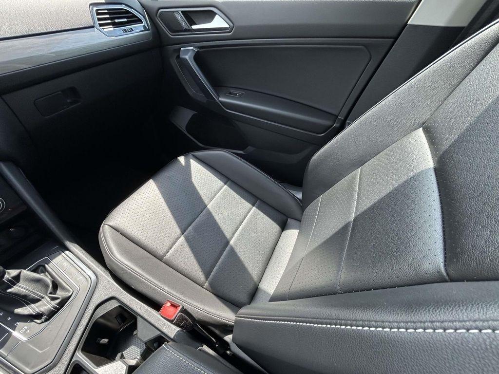 Volkswagen Tiguan 2.0T SE R-Line Black FWD 2021