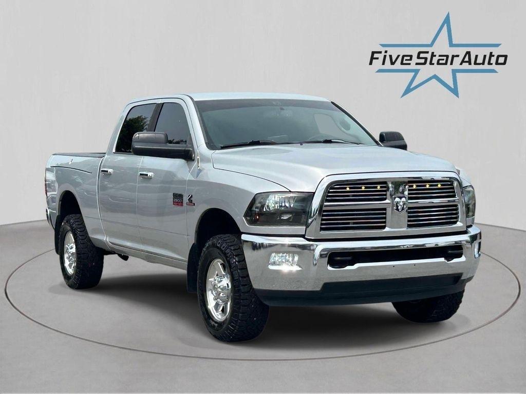 2012 RAM 2500 4WD Crew Cab 149" Big Horn