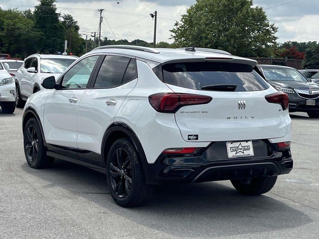 Buick Encore GX FWD 4dr Sport Touring 2024