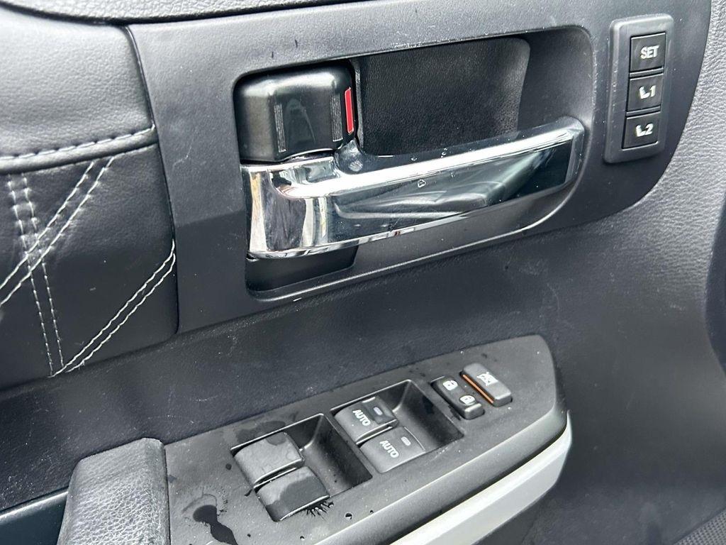 Toyota Tundra 4WD 1794 Edition CrewMax 5.5' Bed 5.7L FFV (Natl) 2018