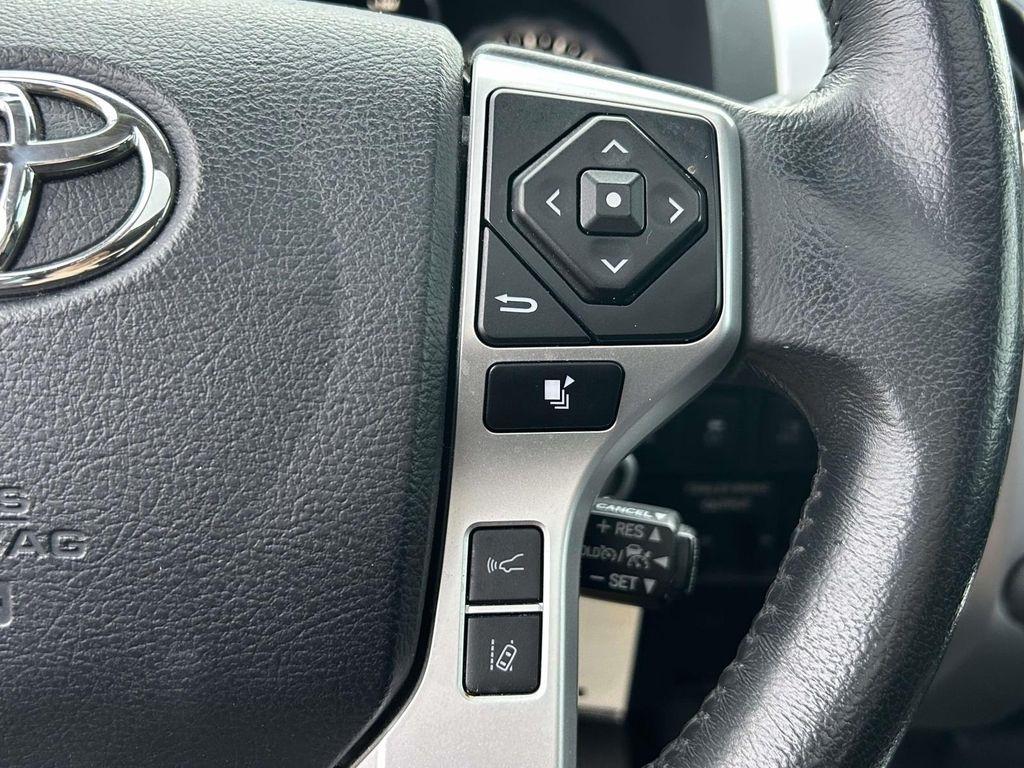 Toyota Tundra 4WD 1794 Edition CrewMax 5.5' Bed 5.7L FFV (Natl) 2018