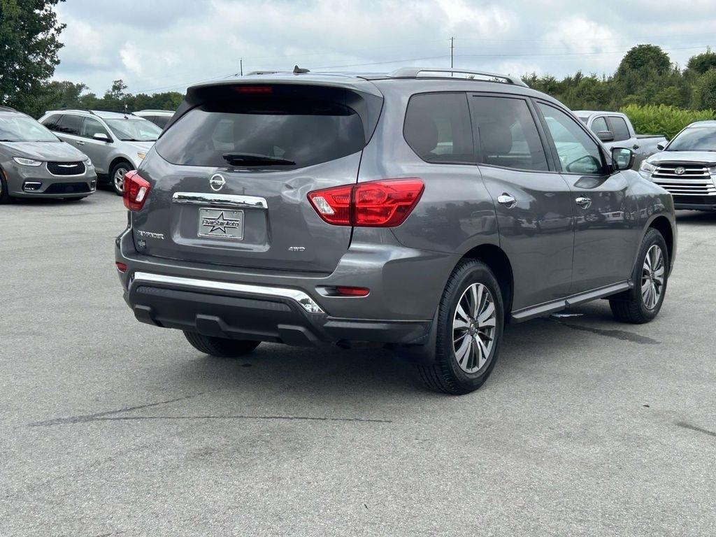 Nissan Pathfinder 4x4 S 2017