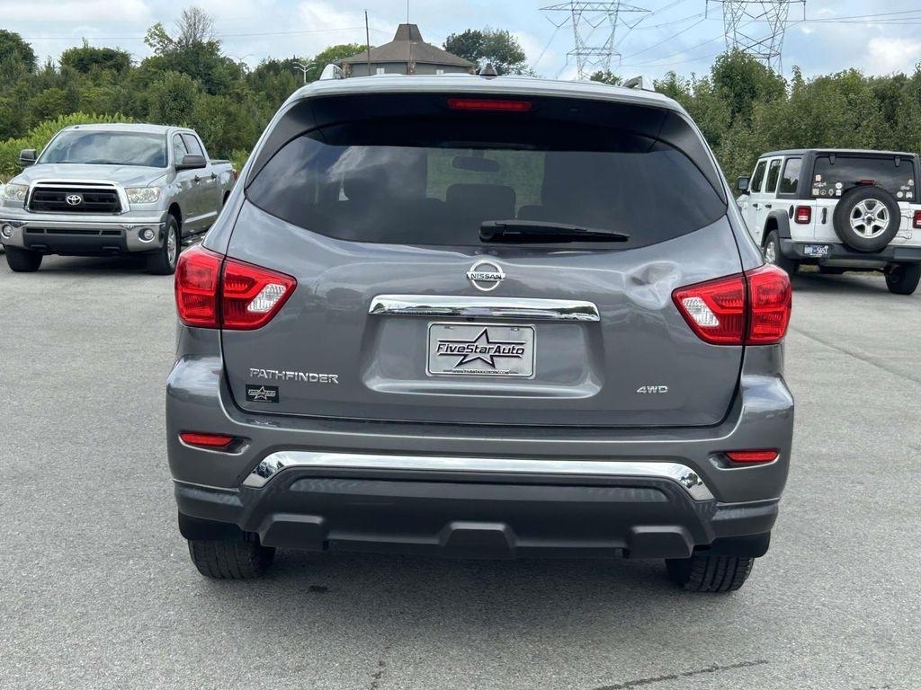 Nissan Pathfinder 4x4 S 2017