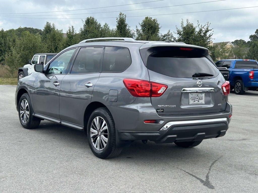 Nissan Pathfinder 4x4 S 2017