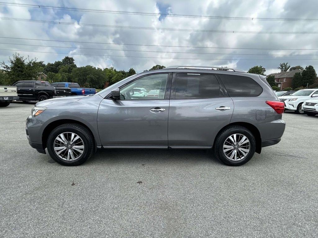 Nissan Pathfinder 4x4 S 2017