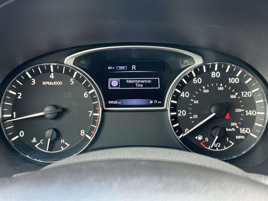 Nissan Pathfinder 4x4 S 2017