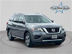 2017 Nissan Pathfinder 