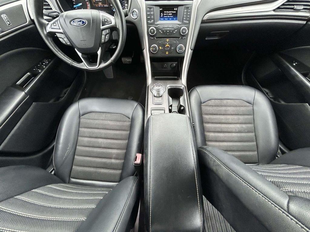 Ford Fusion SE FWD 2017