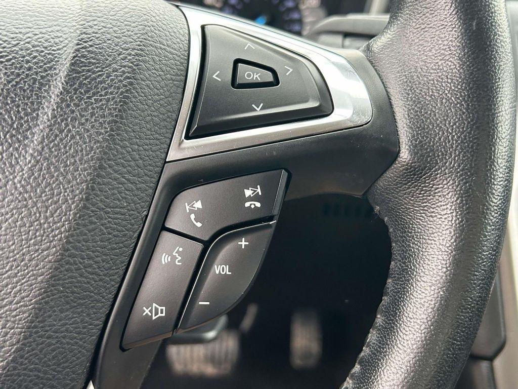 Ford Fusion SE FWD 2017