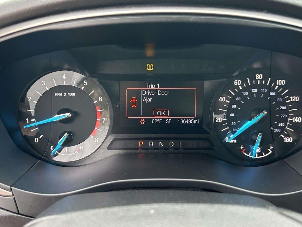 Ford Fusion SE FWD 2017