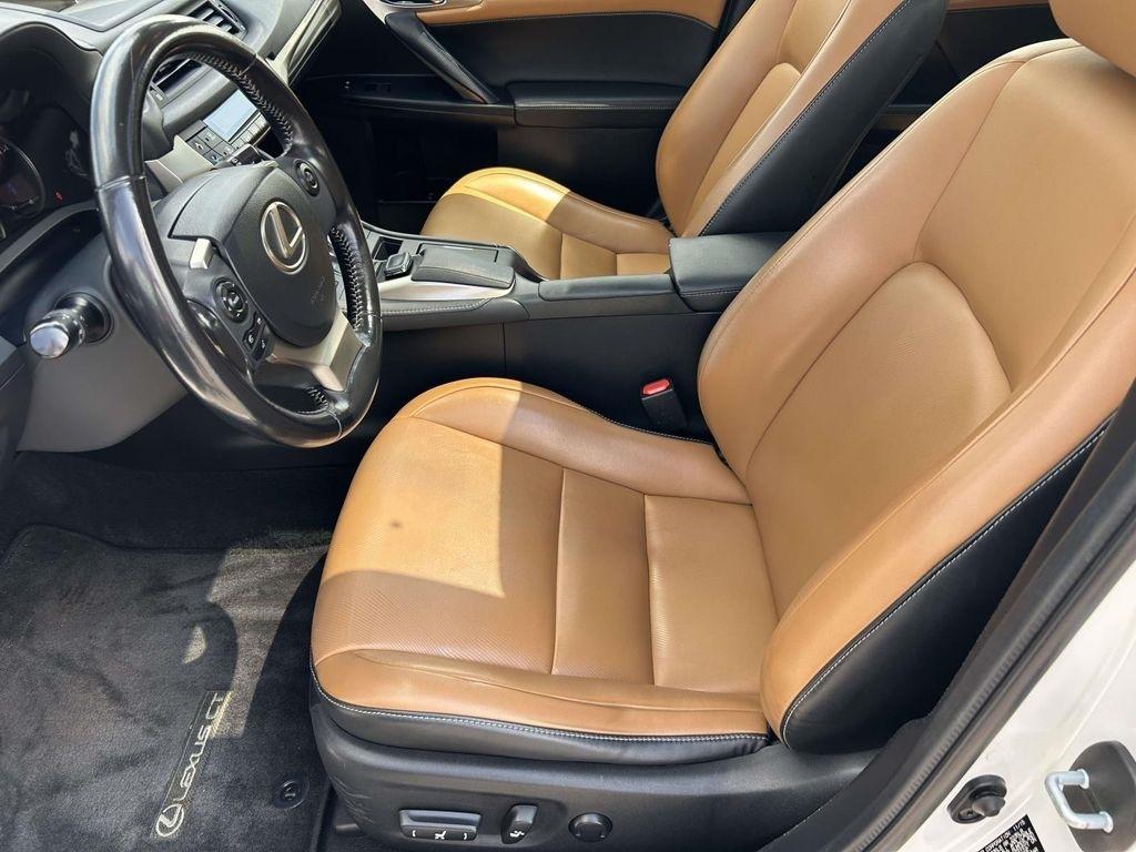 Lexus CT 200h 5dr Sdn Hybrid 2016
