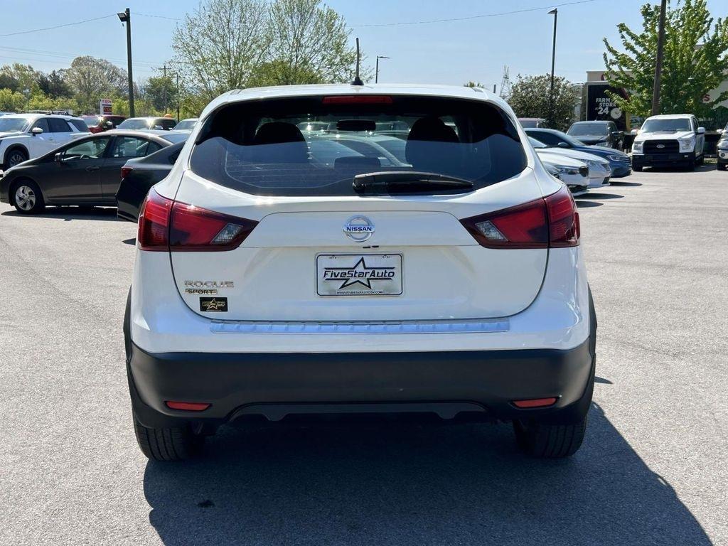 Nissan Rogue Sport FWD S 2017