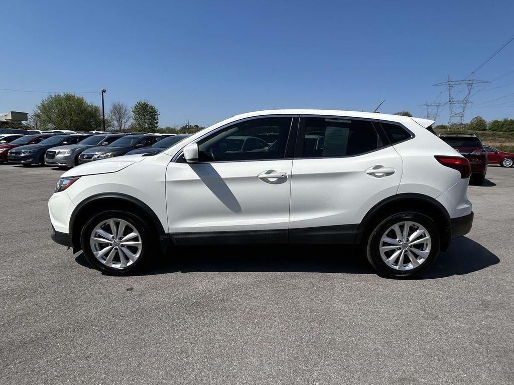 Nissan Rogue Sport FWD S 2017