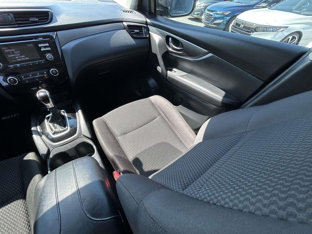 Nissan Rogue Sport FWD S 2017