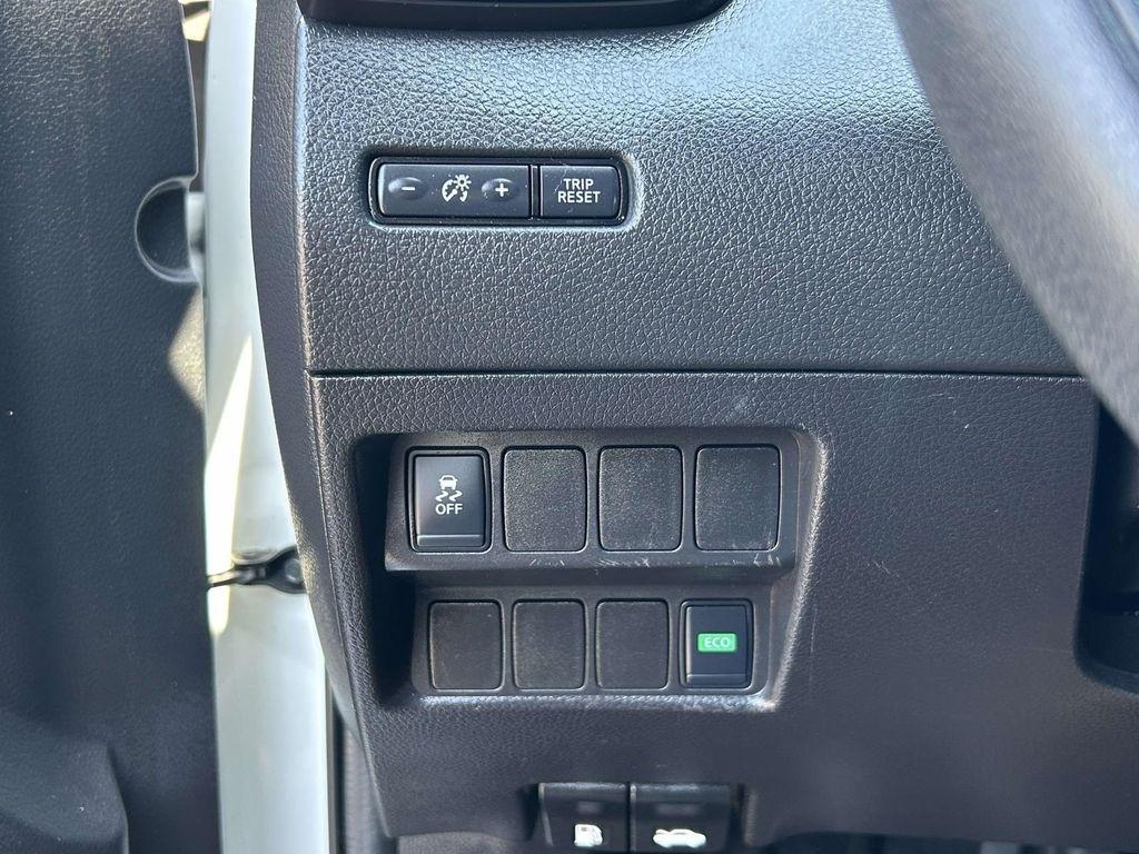 Nissan Rogue Sport FWD S 2017
