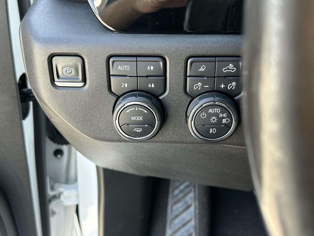 Chevrolet Silverado 1500 4WD Crew Cab 147" LT Trail Boss 2022