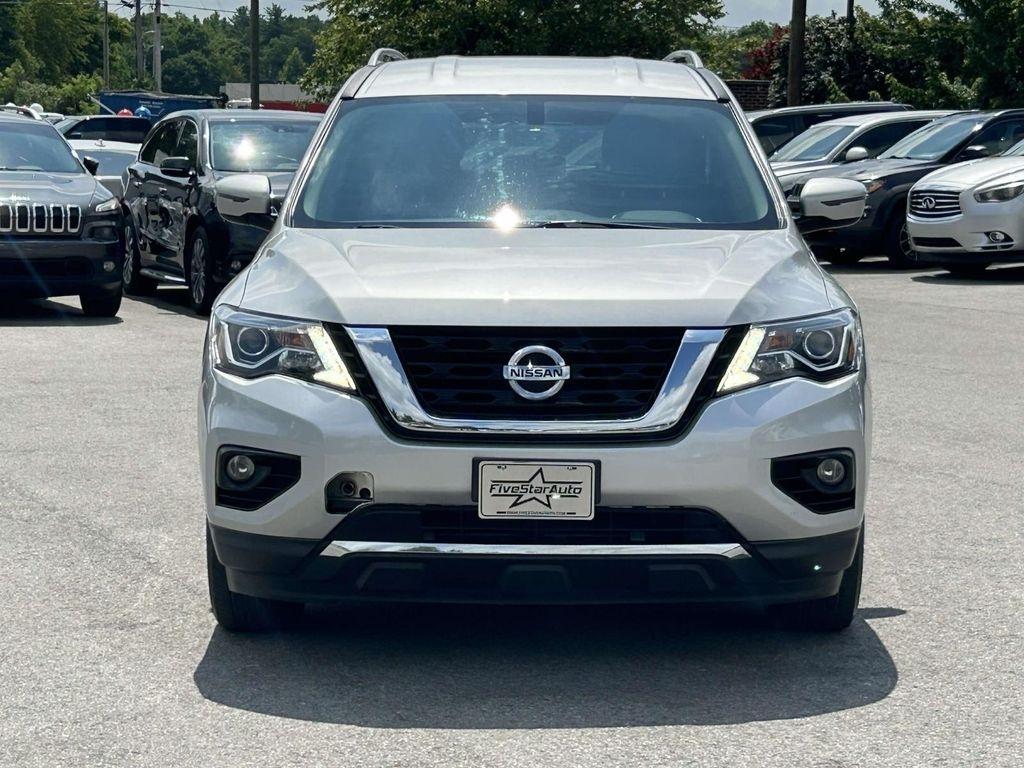 Nissan Pathfinder FWD Platinum 2017