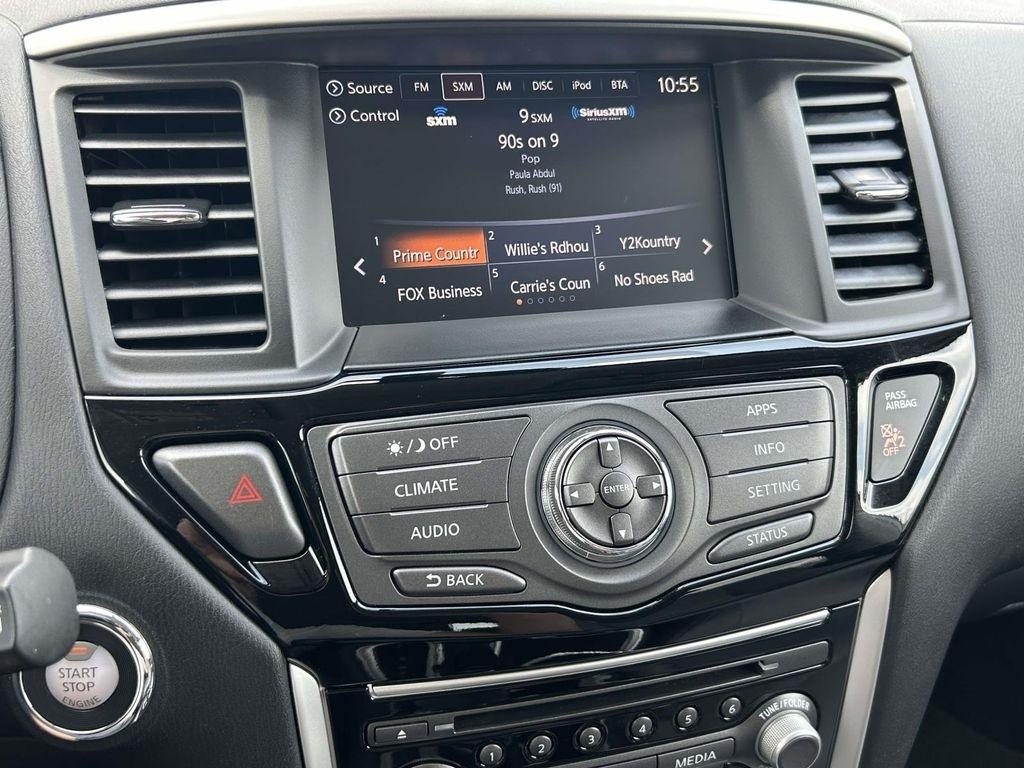 Nissan Pathfinder FWD Platinum 2017