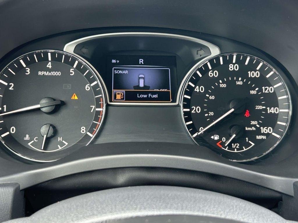 Nissan Pathfinder FWD Platinum 2017