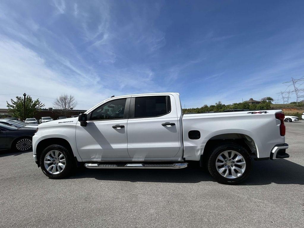 Chevrolet Silverado 1500 4WD Crew Cab 147" Custom 2020