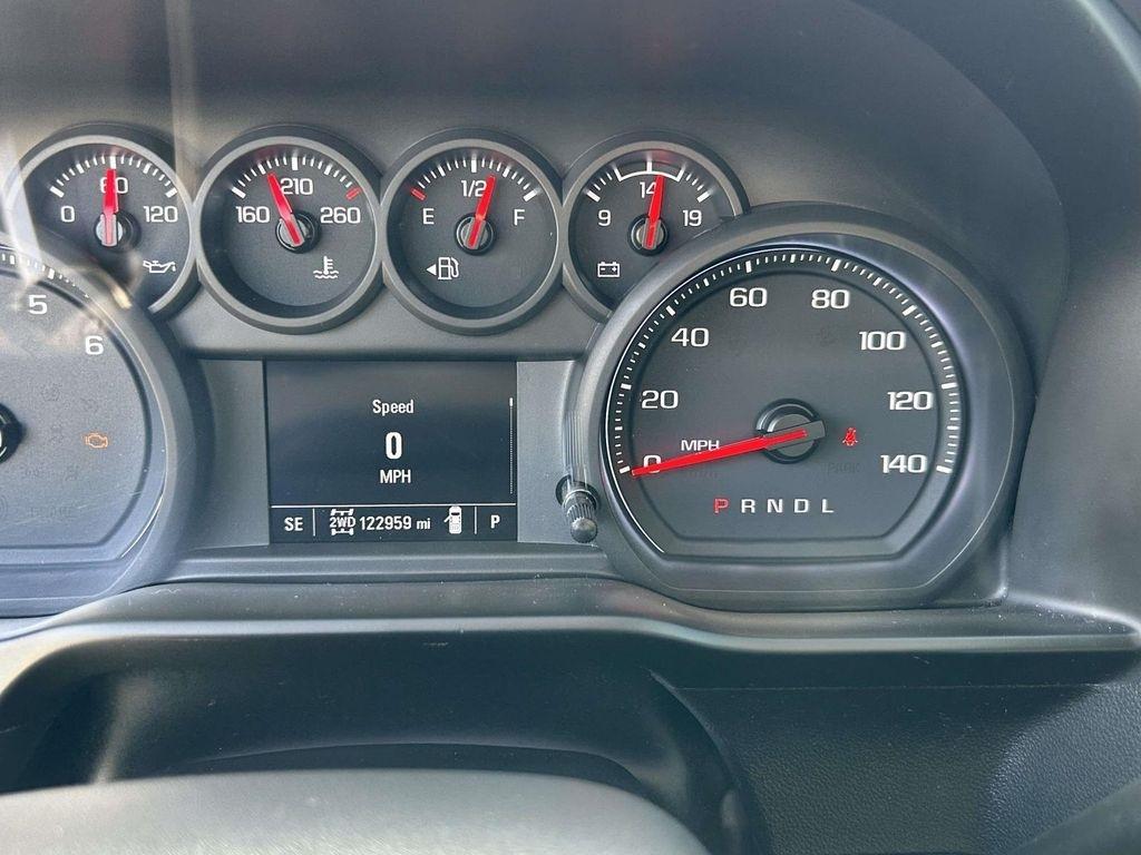 Chevrolet Silverado 1500 4WD Crew Cab 147" Custom 2020