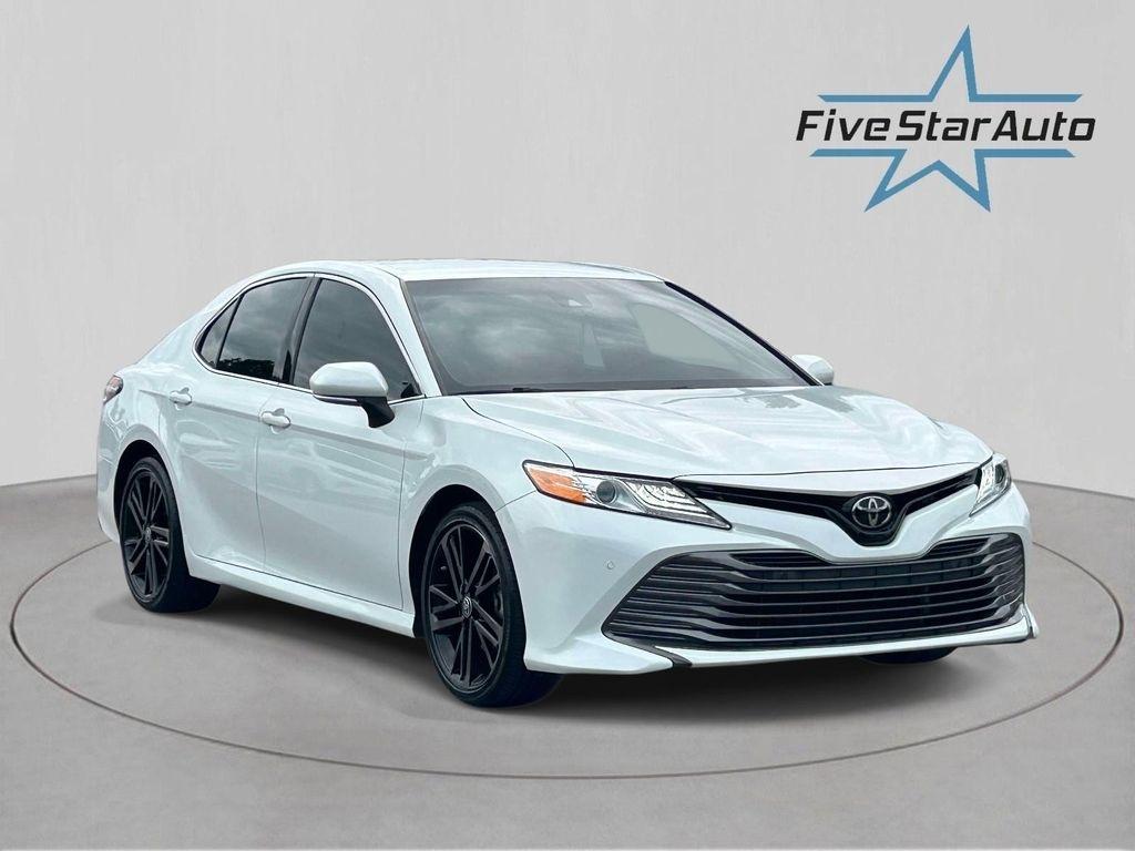 Toyota Camry XLE Auto (Natl) 2018