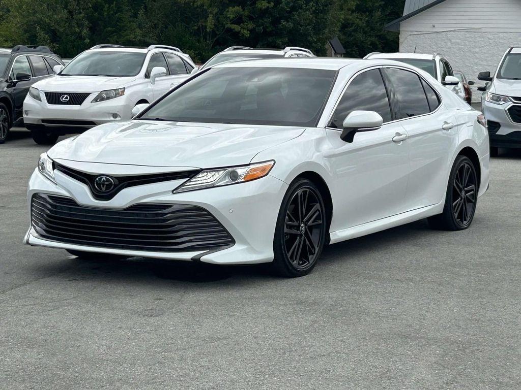 Toyota Camry XLE Auto (Natl) 2018