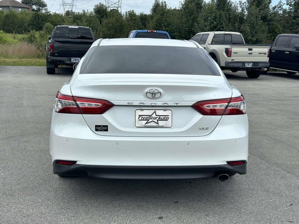 Toyota Camry XLE Auto (Natl) 2018