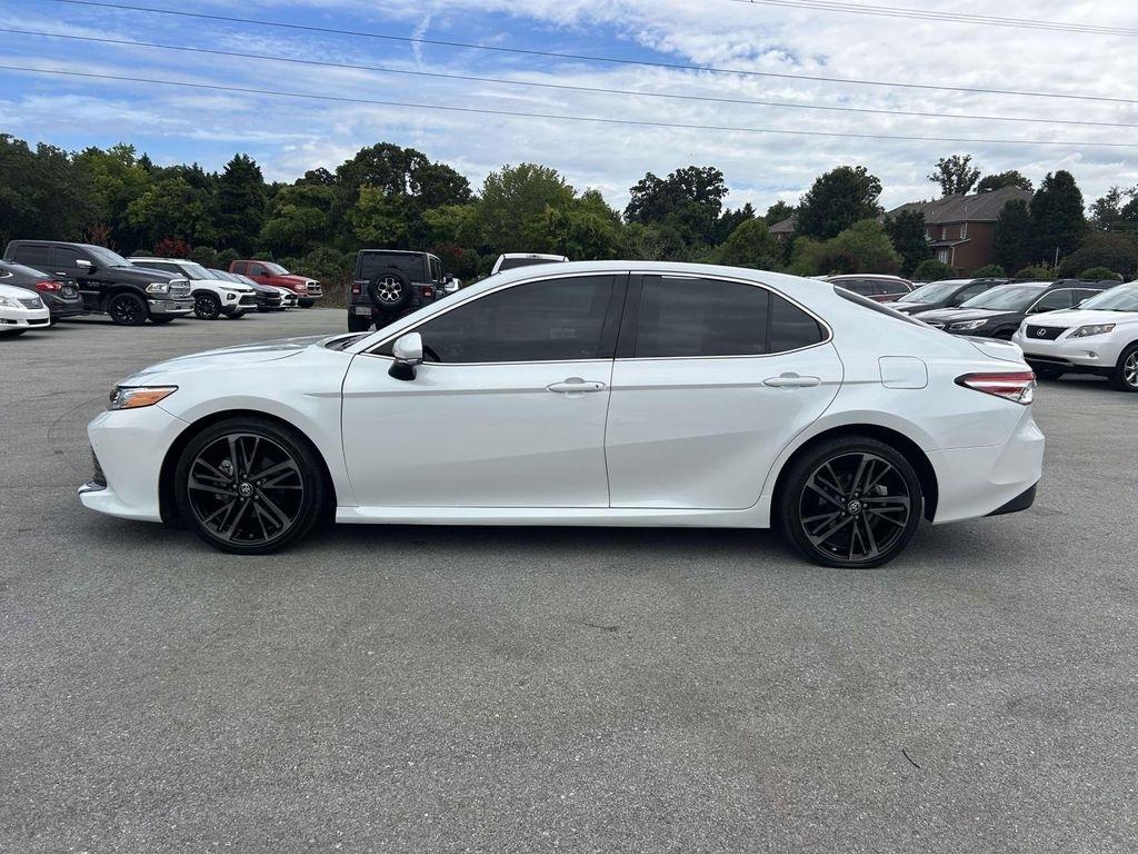 Toyota Camry XLE Auto (Natl) 2018