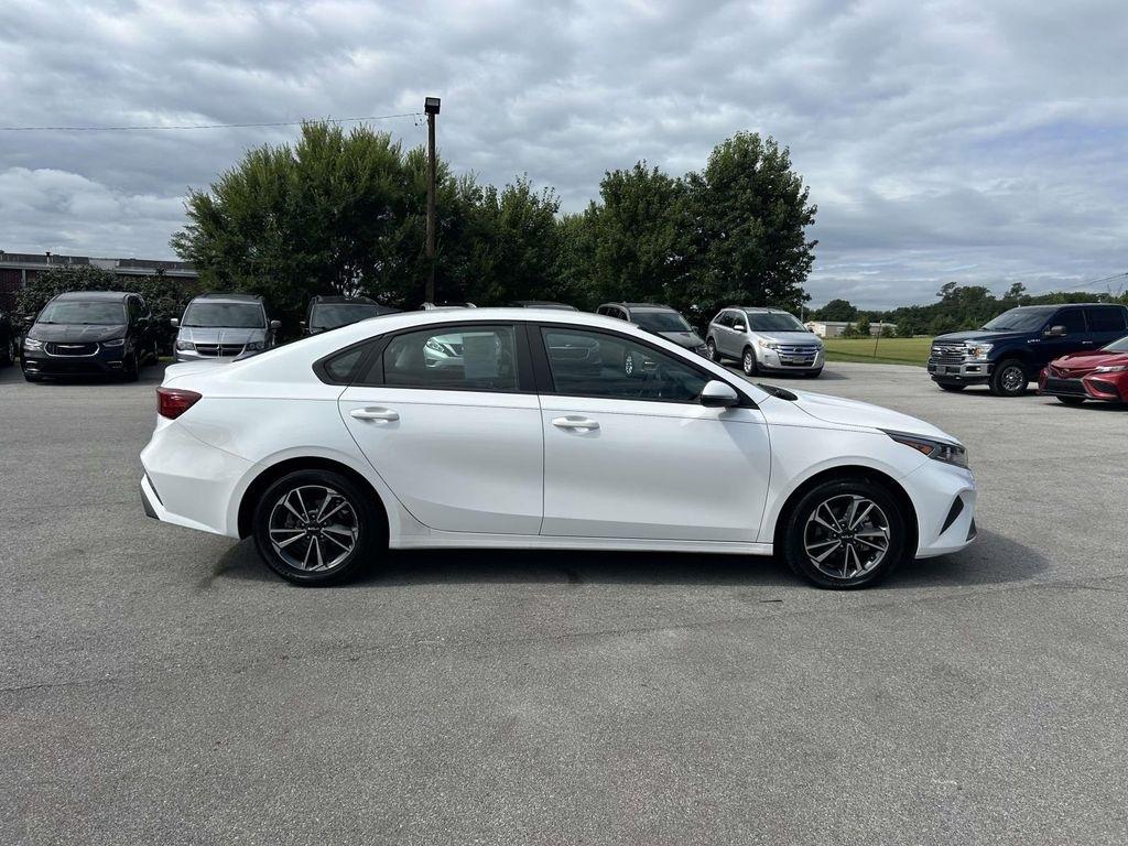 Kia Forte LXS IVT 2024