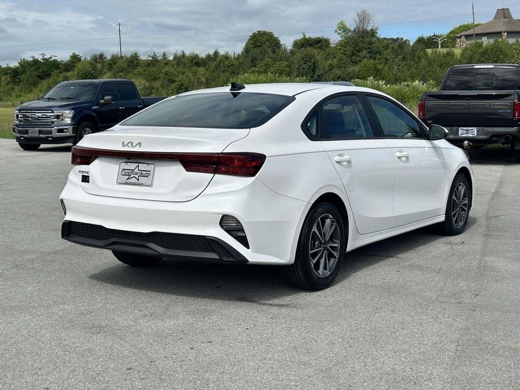 Kia Forte LXS IVT 2024