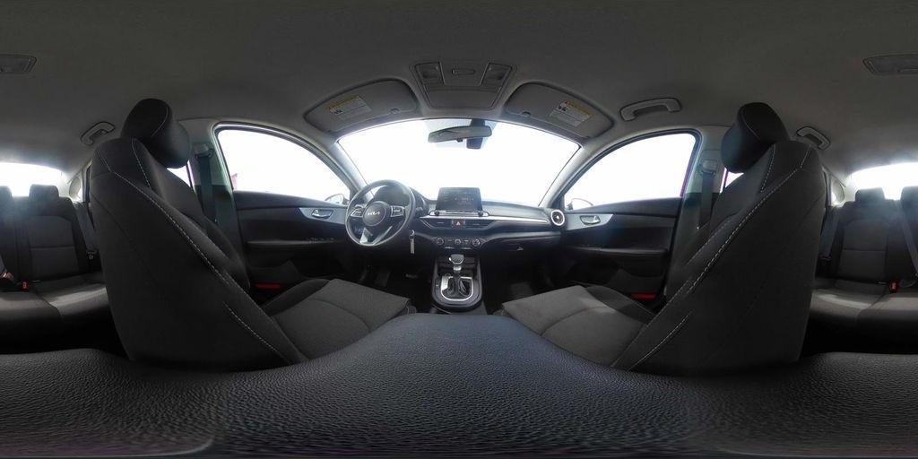 Kia Forte LXS IVT 2024