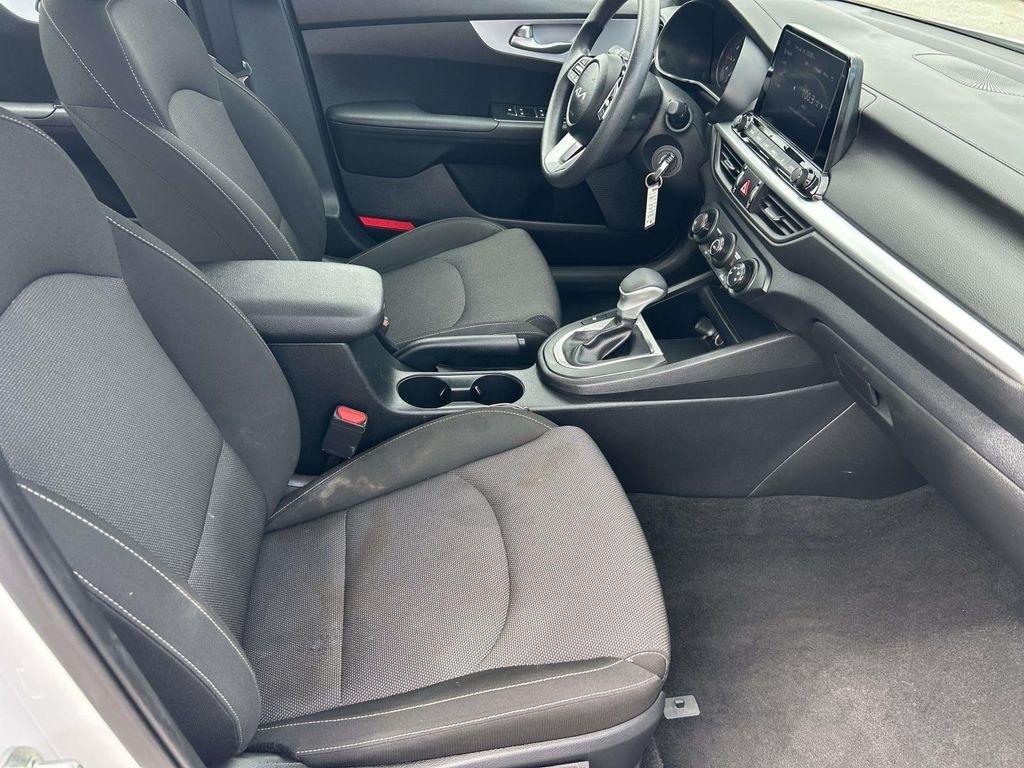 Kia Forte LXS IVT 2024