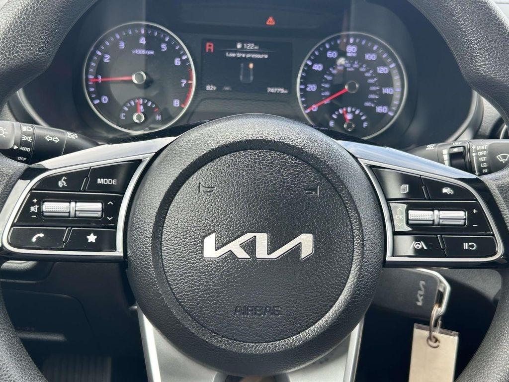Kia Forte LXS IVT 2024