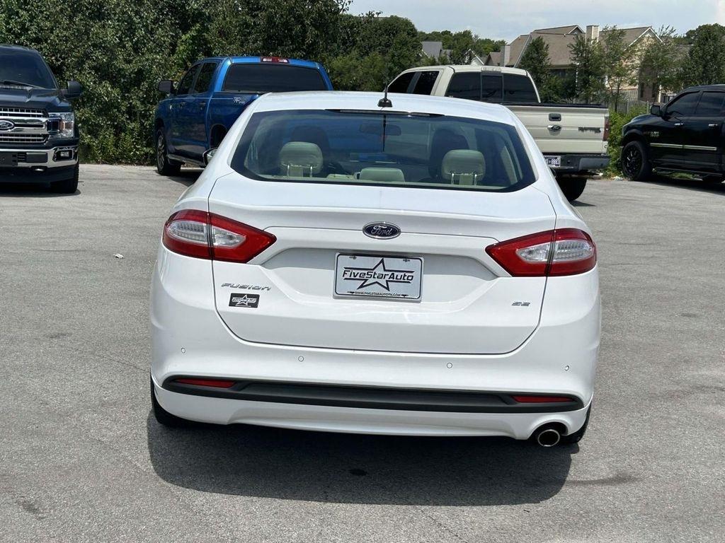 Ford Fusion 4dr Sdn SE FWD 2014