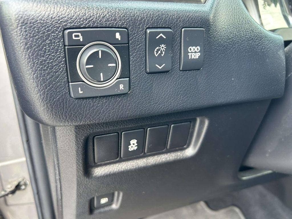 Lexus GX 460 4WD 4dr 2013