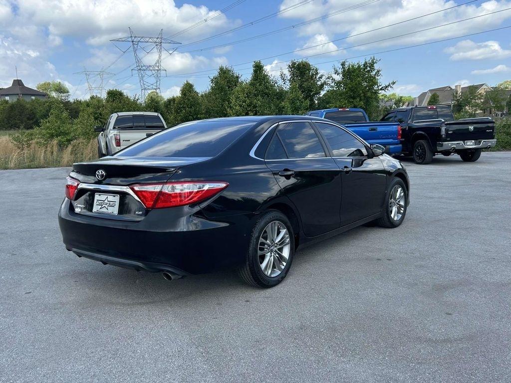 Toyota Camry XLE Auto (Natl) 2017
