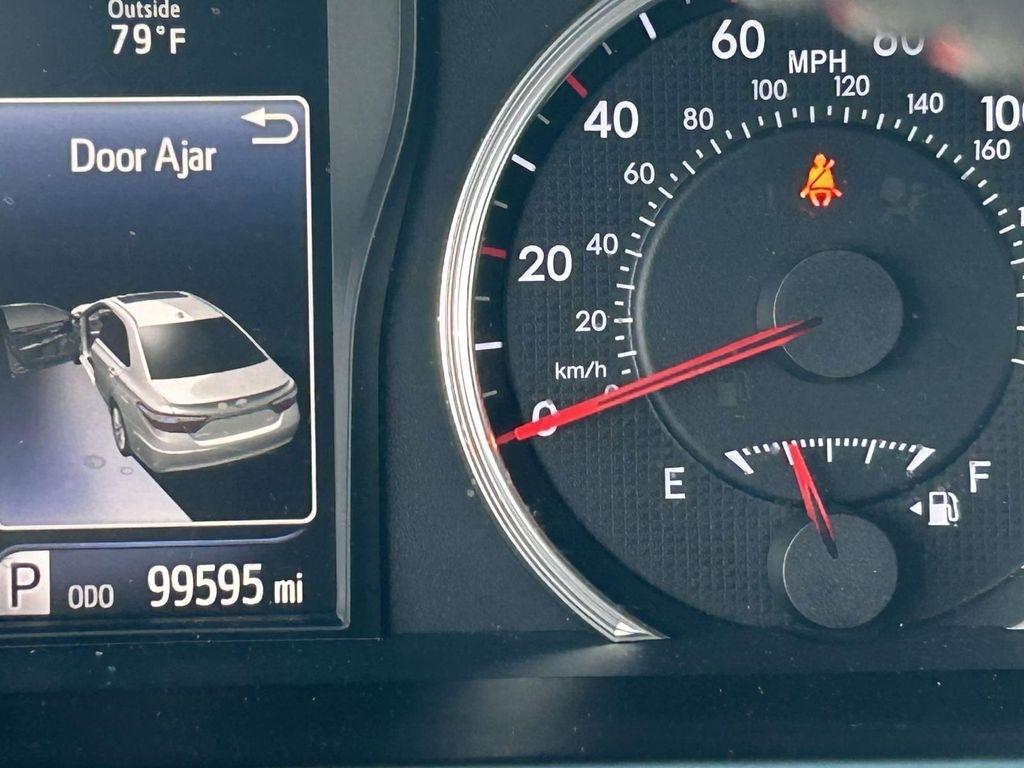 Toyota Camry XLE Auto (Natl) 2017