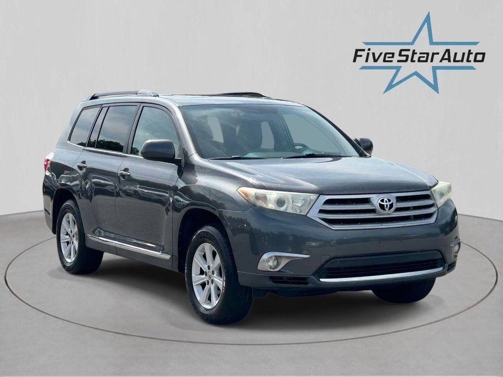 Toyota Highlander 4WD 4dr V6 Base (Natl) 2011