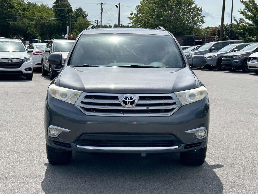 Toyota Highlander 4WD 4dr V6 Base (Natl) 2011