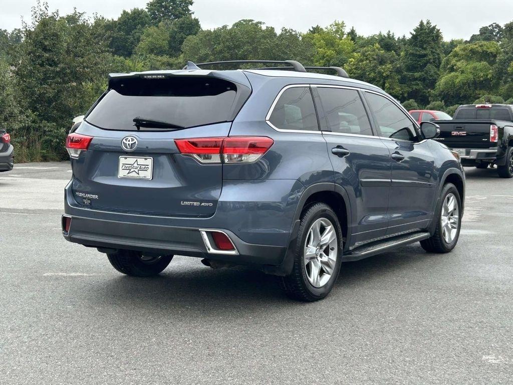 Toyota Highlander Limited V6 AWD (Natl) 2019