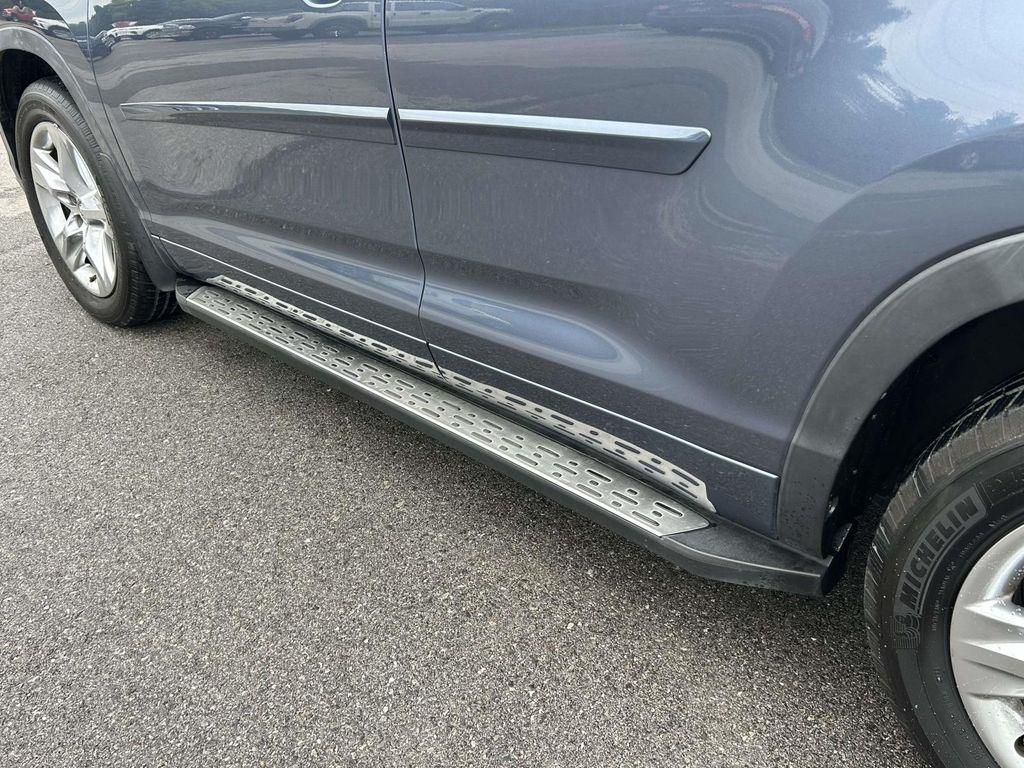 Toyota Highlander Limited V6 AWD (Natl) 2019