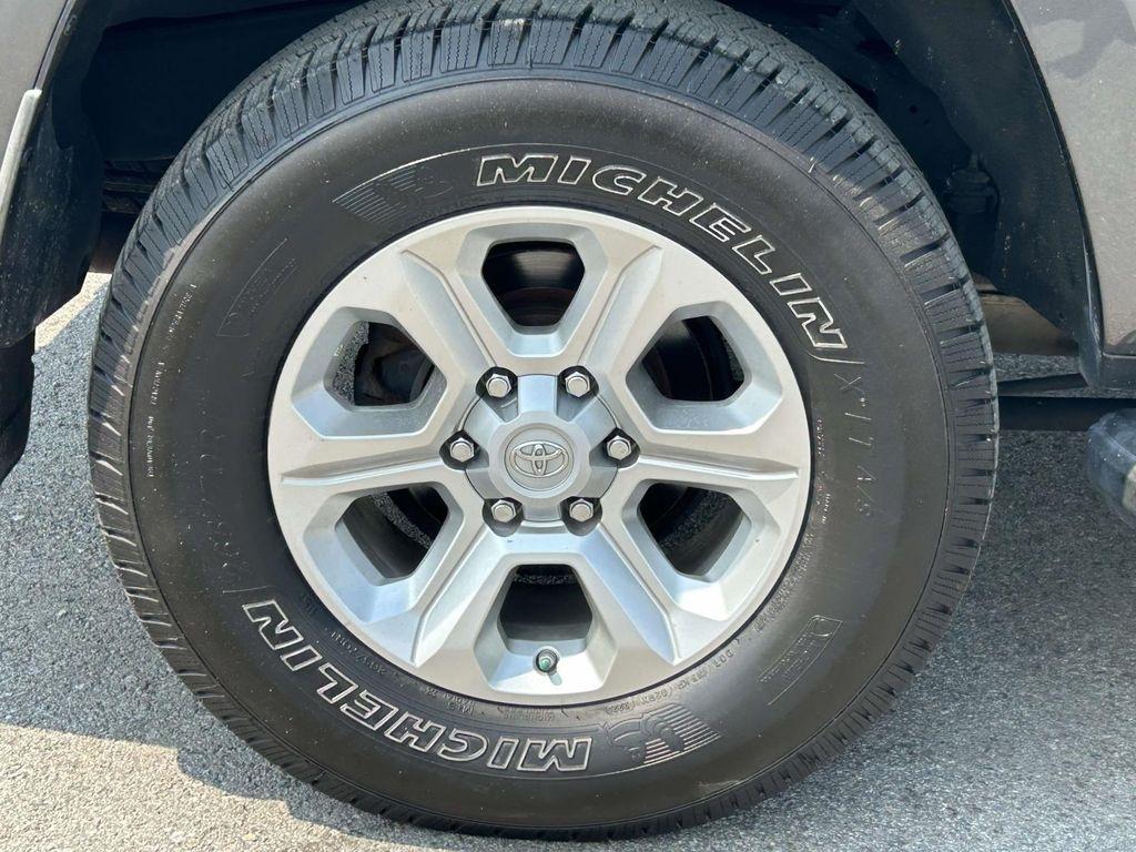 Toyota 4Runner 4WD 4dr V6 Trail Premium (Natl) 2016